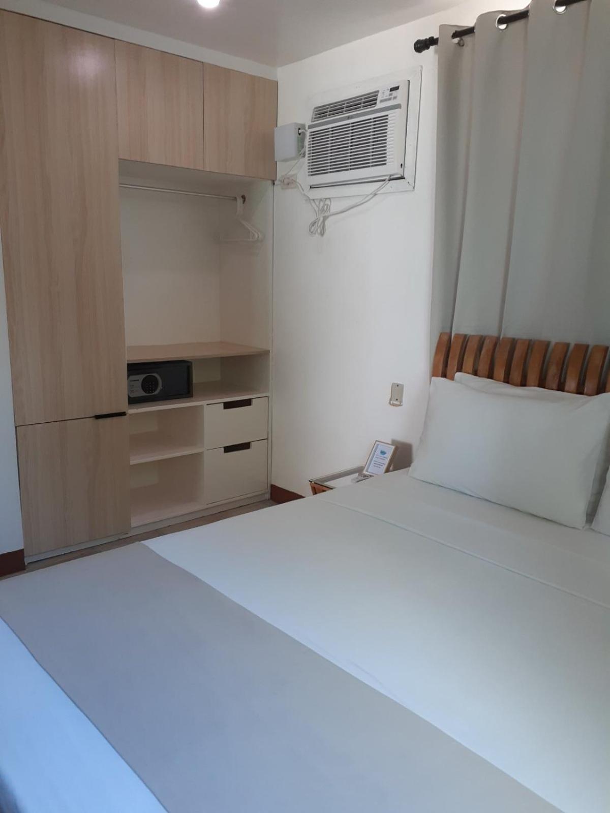 蓝色海浪沙滩小屋住宿加早餐旅馆 Balabag  外观 照片